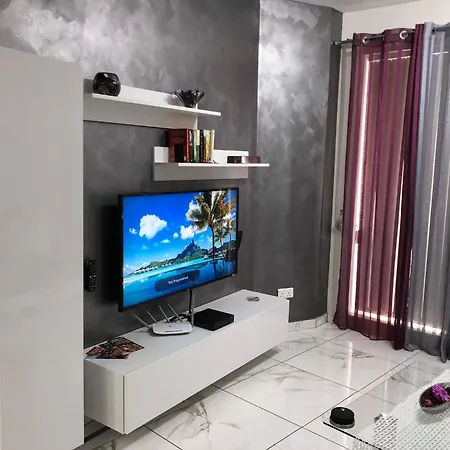 Sea View 2 Bed Close To * Marsaskala