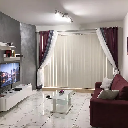 Sea View 2 Bed Close To Marsaskala