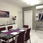 Sea View 2 Bed Close To Marsaskala