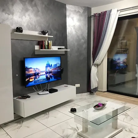 Sea View 2 Bed Close To *