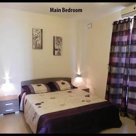 Sea View 2 Bed Close To Apartment Marsaskala