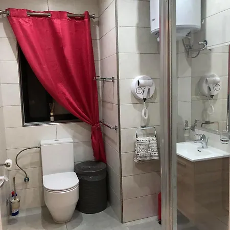 Apartman Sea View 2 Bed Close To