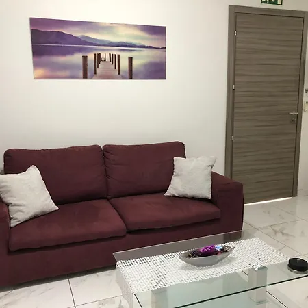 Sea View 2 Bed Close To Apartman