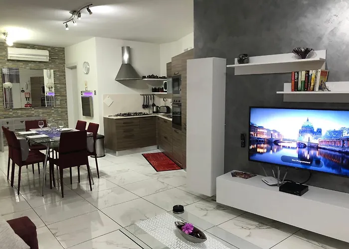 Apartment Sea View 2 Bed Close To *