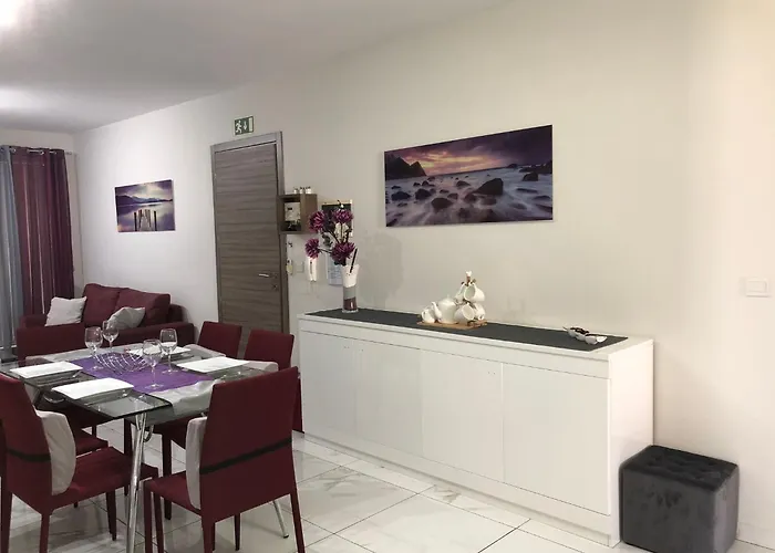 Apartment Sea View 2 Bed Close To *